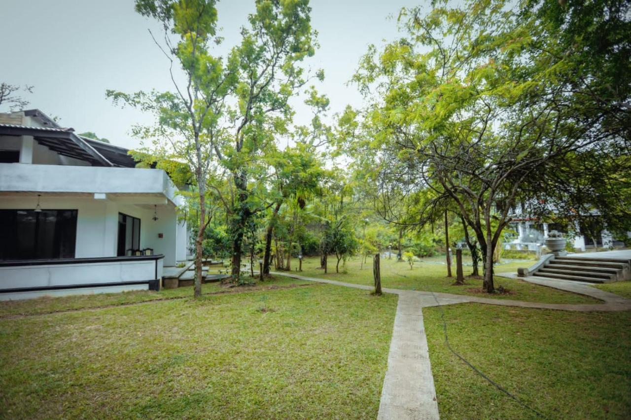 Hotel Sigiriya Kele Exterior foto